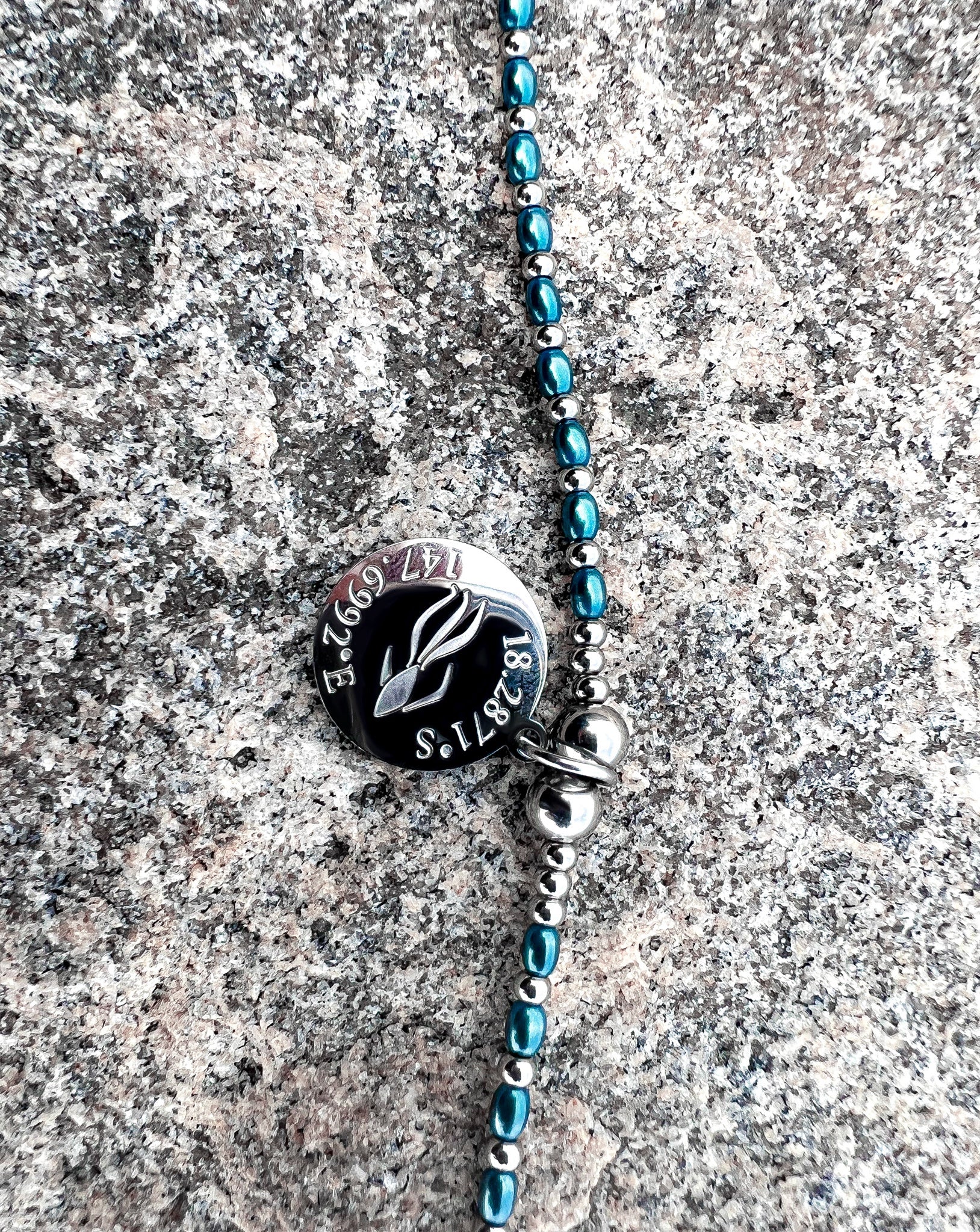 Aquarius Reef's blue pearl choker necklace, 'Cobra'.
