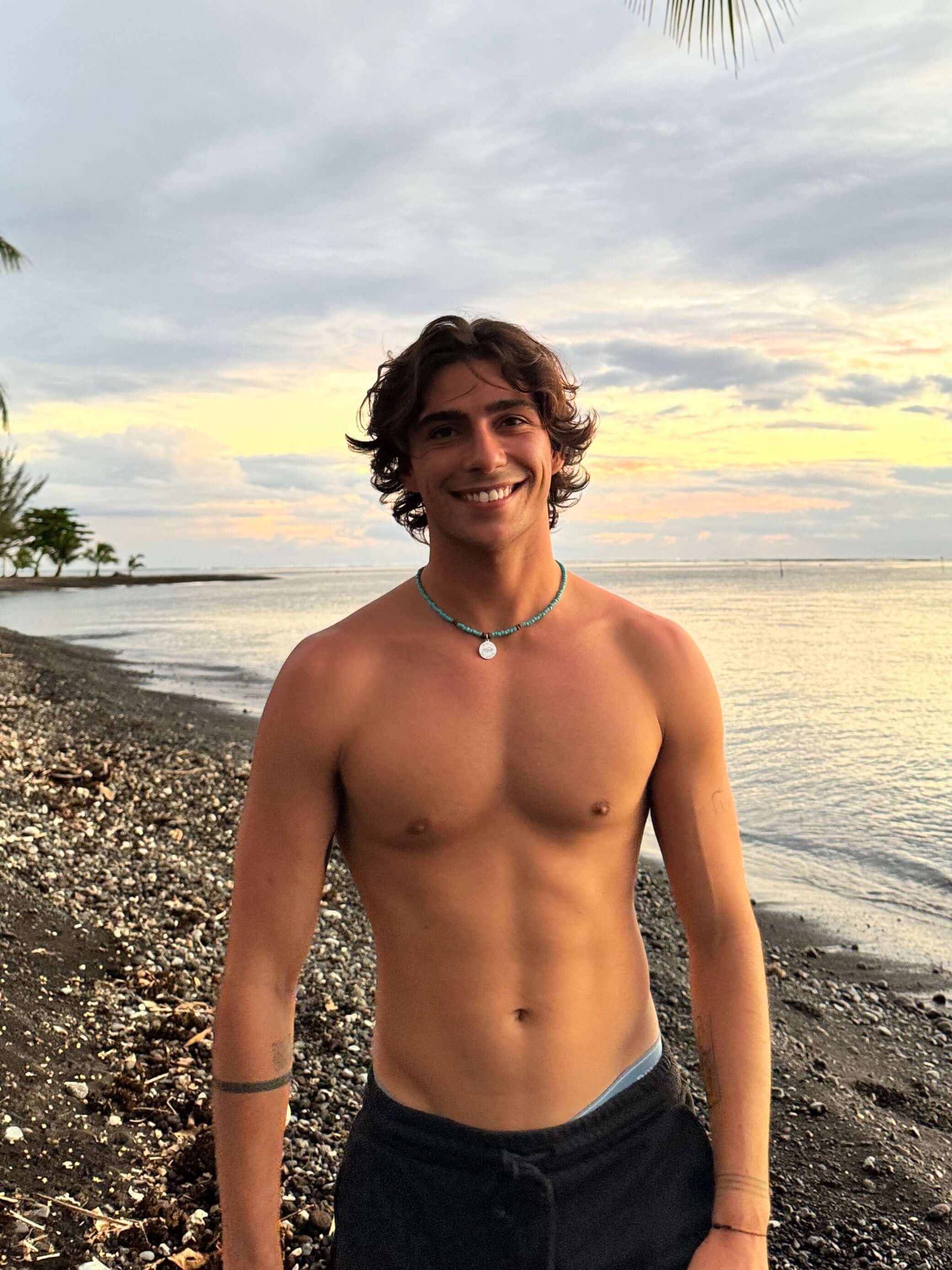 Aquarius Reef unisex beaded choker necklaces, featuring choker necklace 'Reef'.