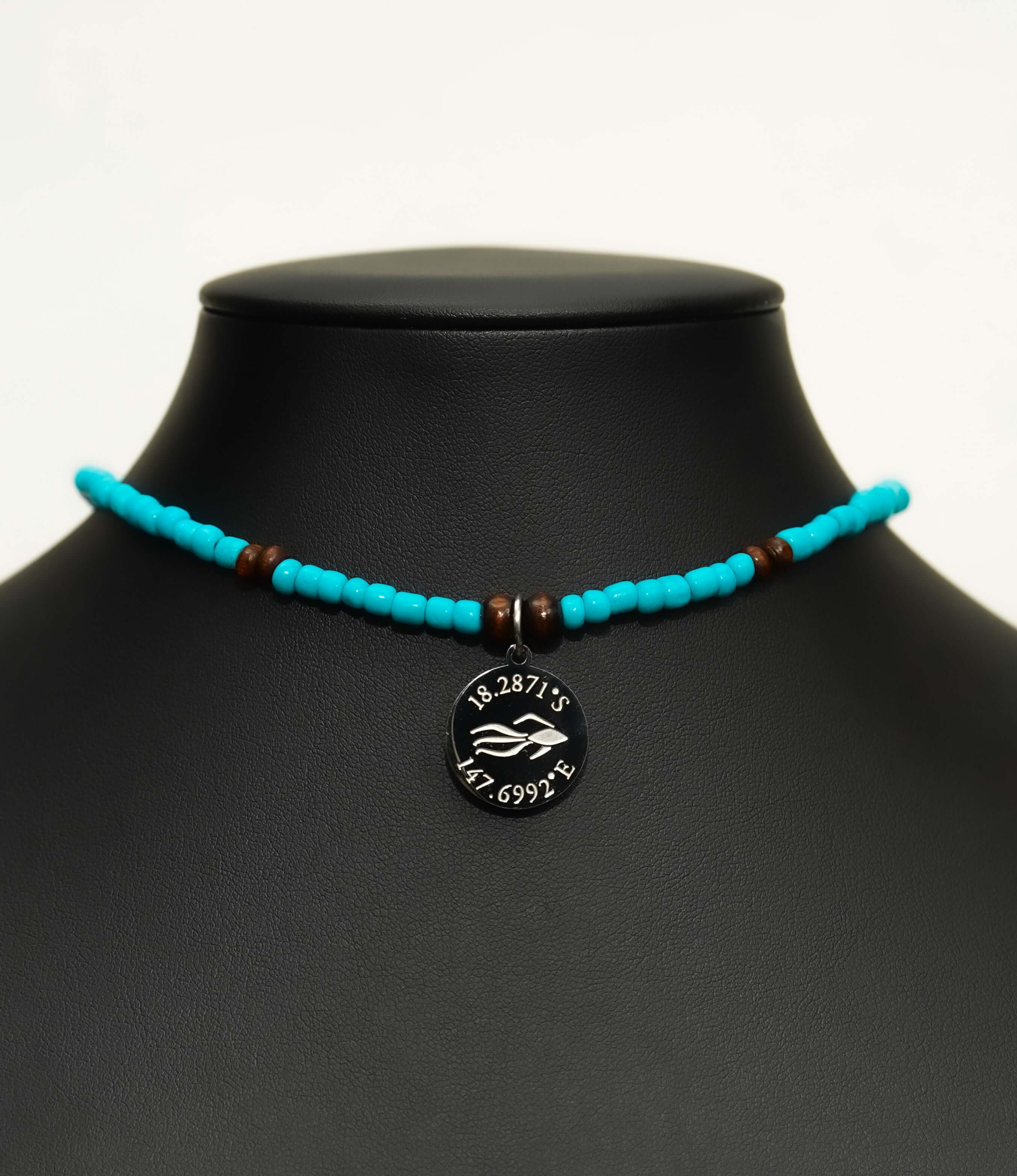 choker, chokers, choker necklace, beaded pattern necklace, turquoise necklace, turquoise choker, blue choker, blue necklace, beaded pattern necklace, beaded pattern choker, seed bead necklace, seed bead choker, seed beaded choker, turquoise chokers, turqu